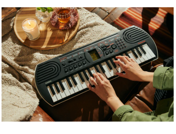 Casio SA-81 44-Key Mini Keyboard - Black/Grey - Image 3